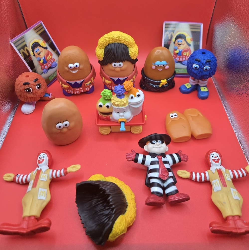 McDonald's Happy Meal Toy Set - Multicolor
